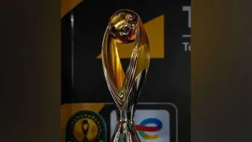 مباراة بين فريقي الأهلي المصري والترجي التونسي في ملعب كرة القدم