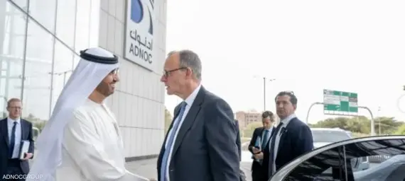 الجابر استقبل ميرتس في مقر أدنوك