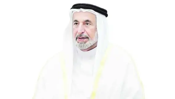 صاحب السمو الشيخ الدكتور سلطان بن محمد القاسمي خلال مداخلة هاتفية ببرنامج الخط المباشر