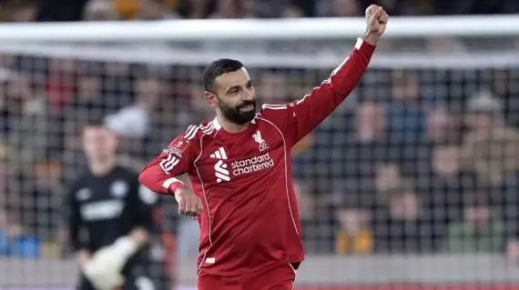 محمد صلاح ضمن فريق ليفربول و جالاتا سراي