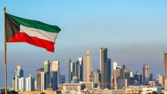 مسجد في الكويت مزين للاحتفال بعيد الفطر