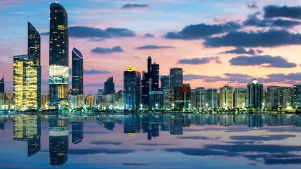 أبوظبي: إيقاف زيادات الإيجارات بشكل مؤقت